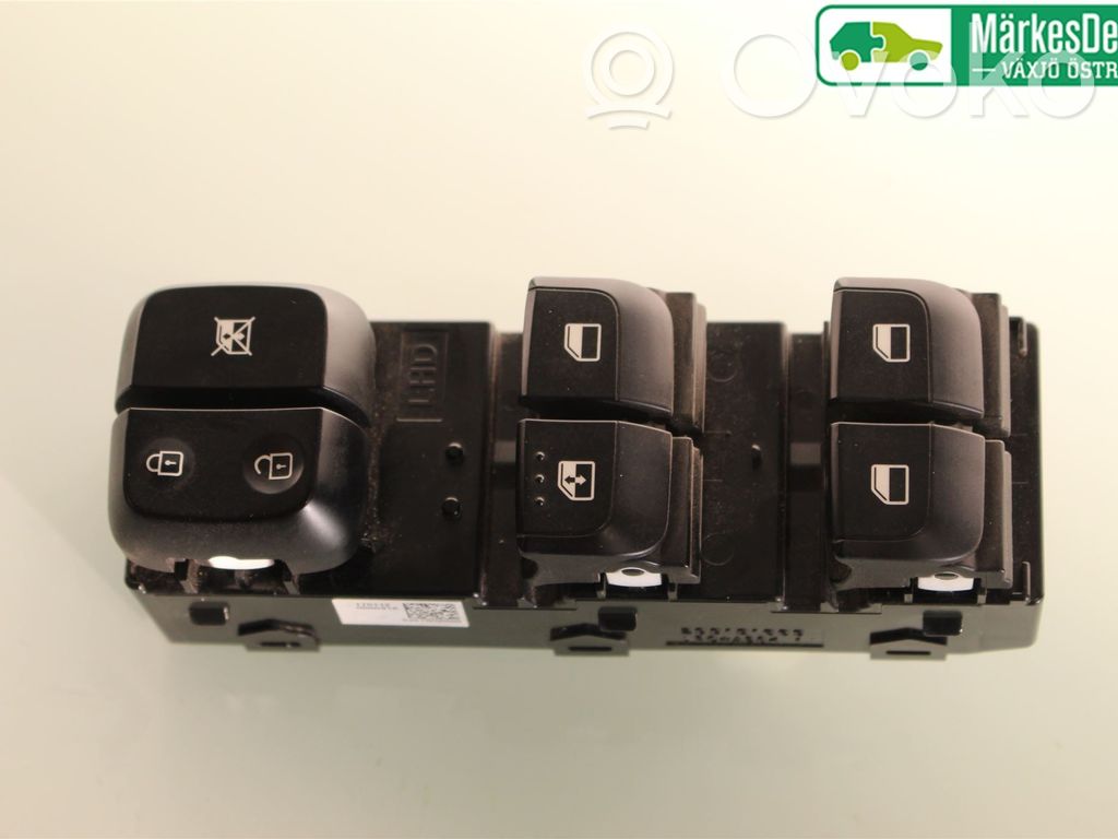 KIA Venga Electric window control switch 