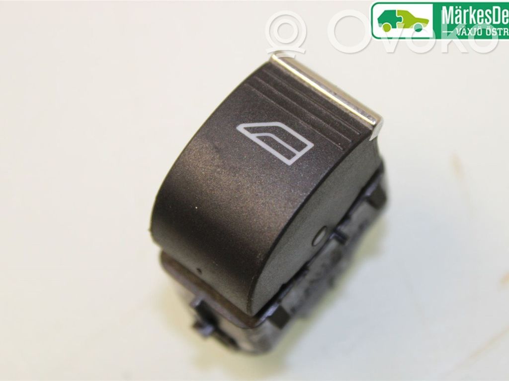 Ford Focus Electric window control switch 