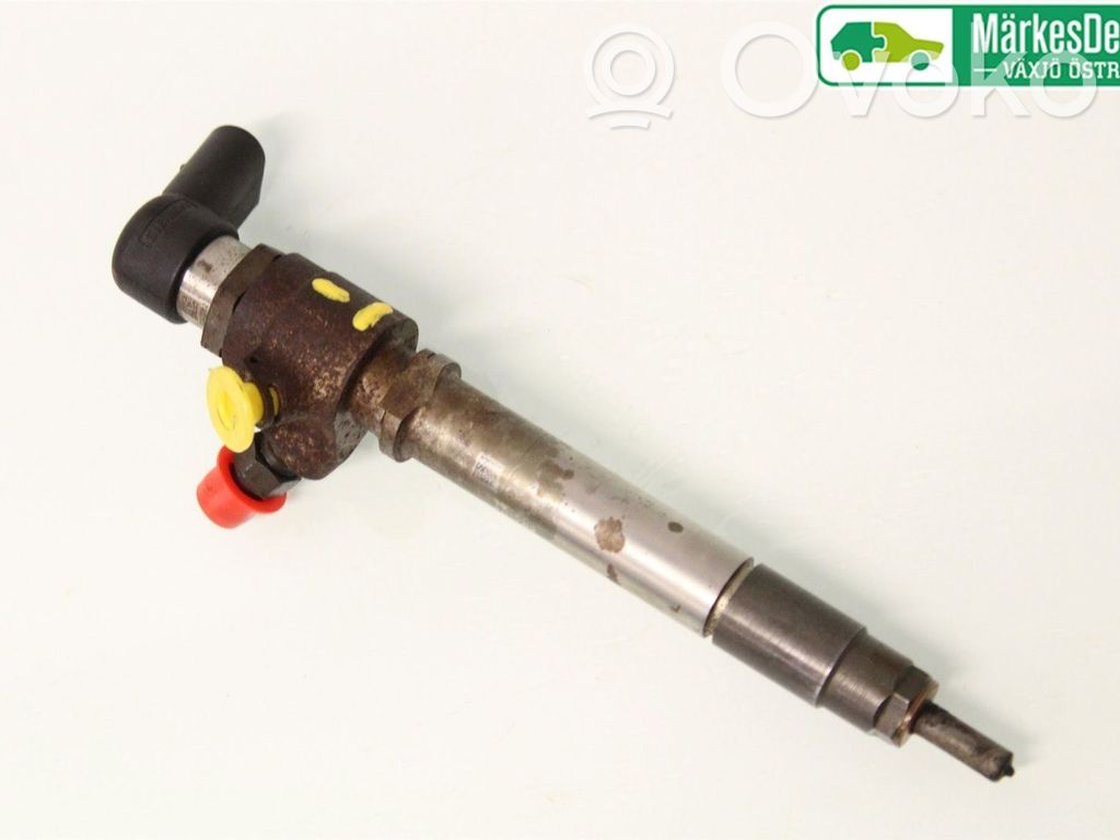 Inyector de combustible   C2S40004,5U3Q9K546AA,5U3Q9K546AA