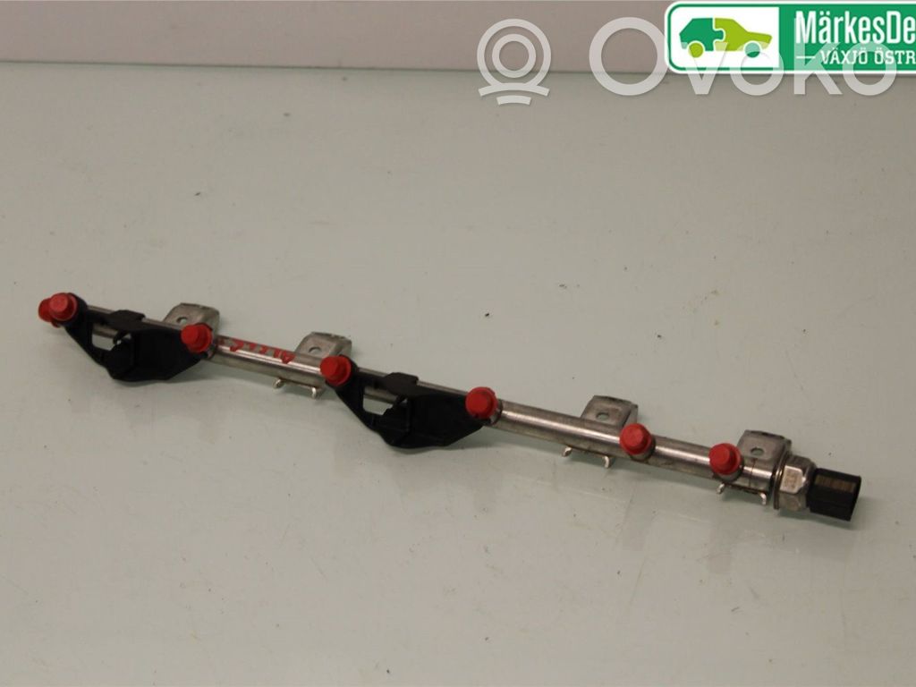 BMW 5 E60 E61 Tuyau de conduite principale de carburant 