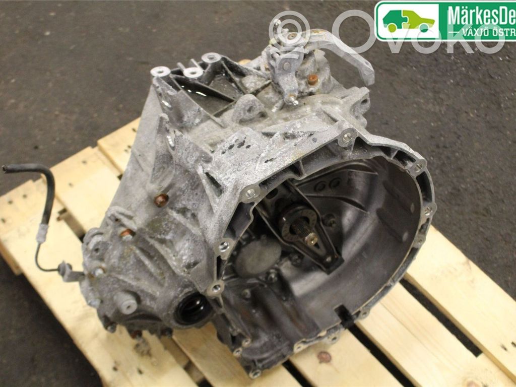BMW 2 F45 Manualna 6-biegowa skrzynia biegów 