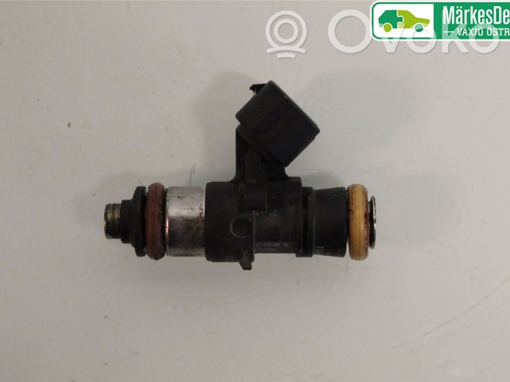 Opel Combo D Inyector de combustible 