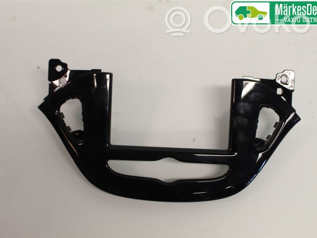 Opel Corsa E Dashboard trim 