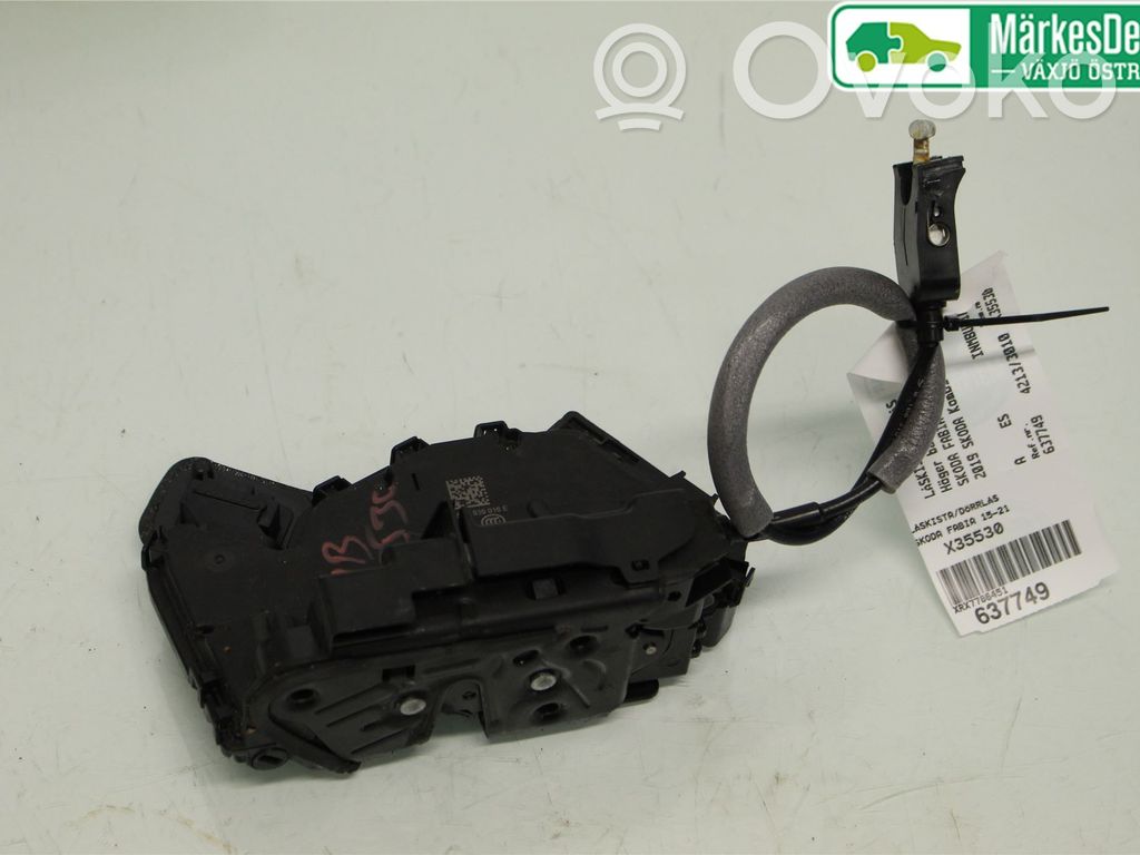 Skoda Fabia Mk3 (NJ) Zamek drzwi tylnych 