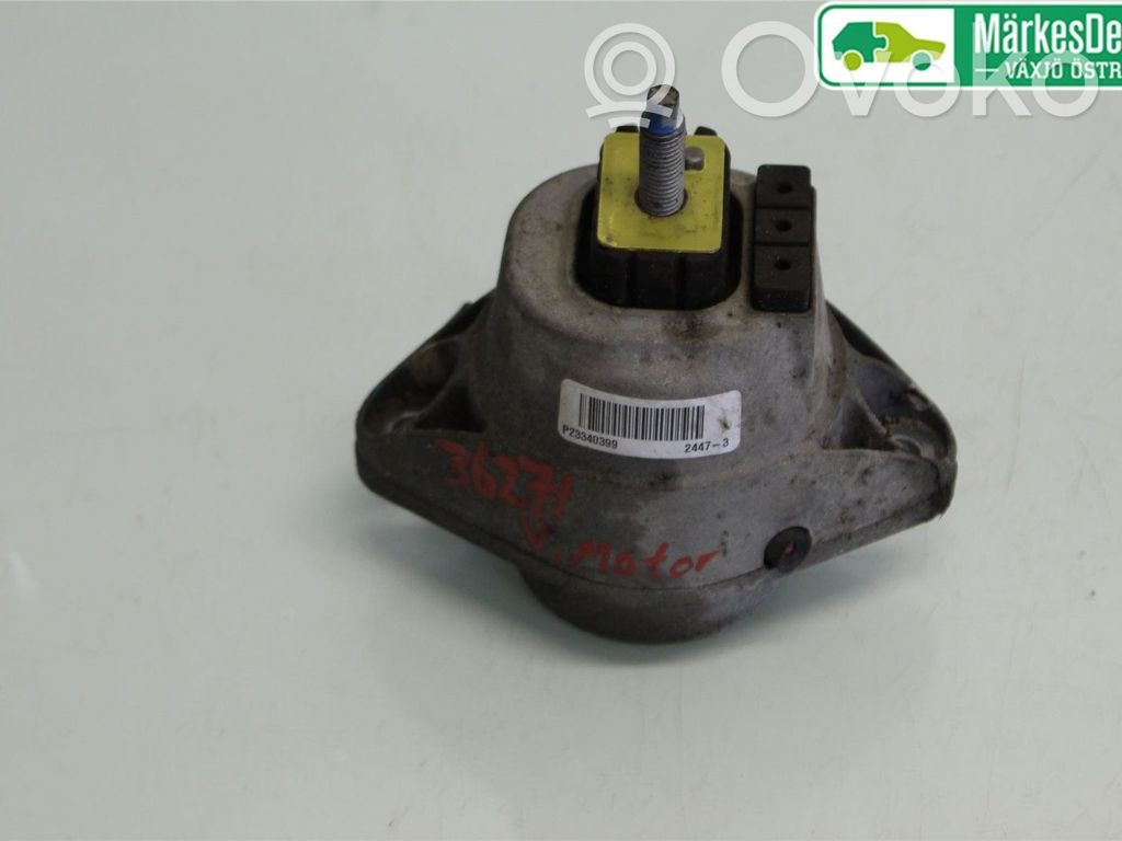 Engine mounting bracket   23340399