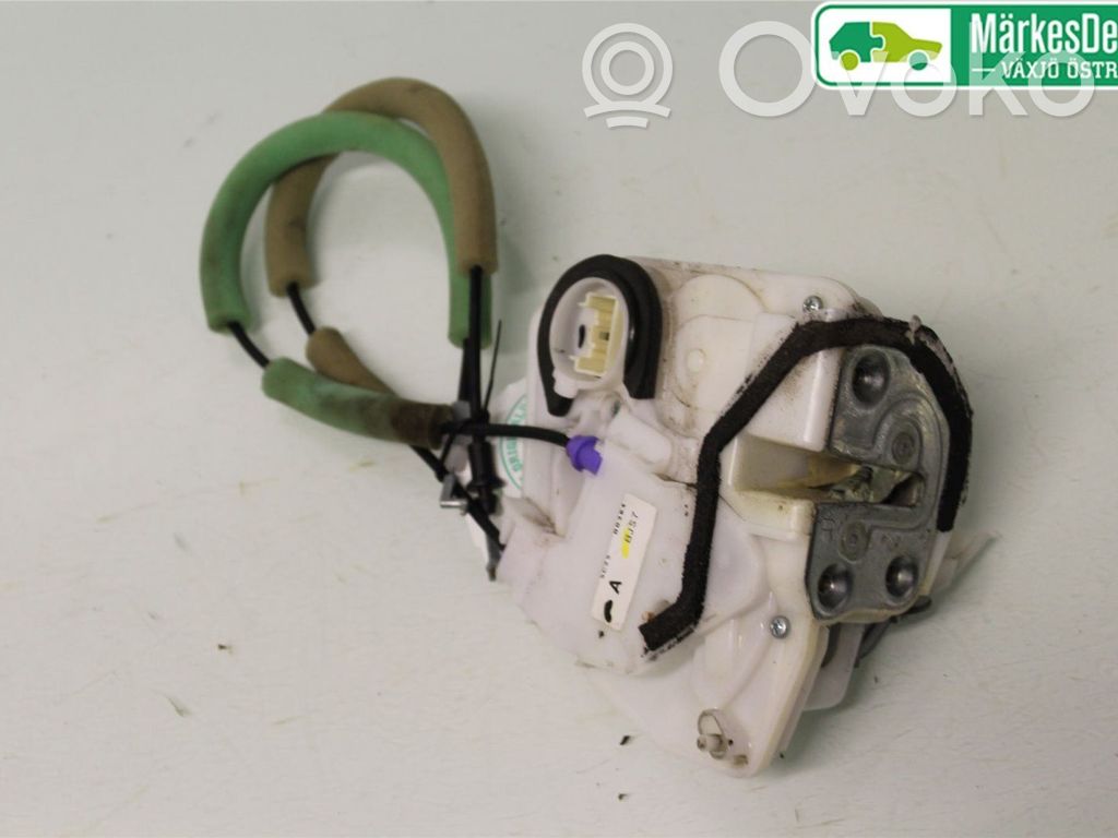 Mazda 3 III Rear door lock 