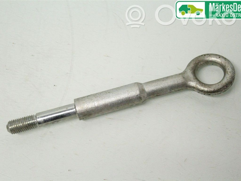 Volvo V40 Cross country Anillo de remolque 