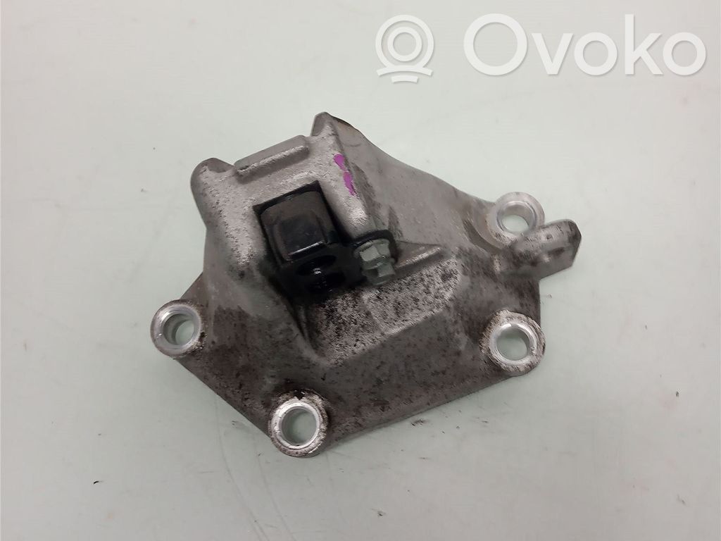KIA Ceed Engine mounting bracket 