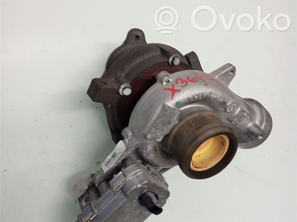 Mercedes-Benz GLA W156 X156 Turbina 