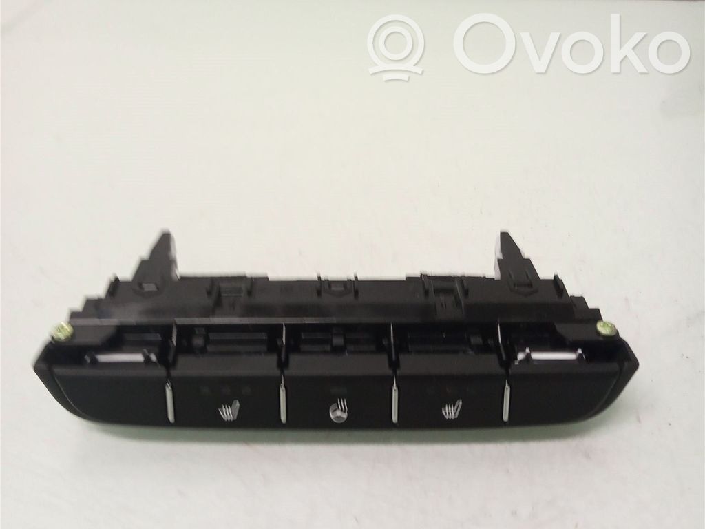 KIA Ceed Seat heating switch 