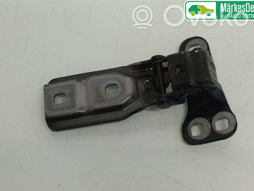 BMW 2 F45 Tailgate/trunk/boot hinge 