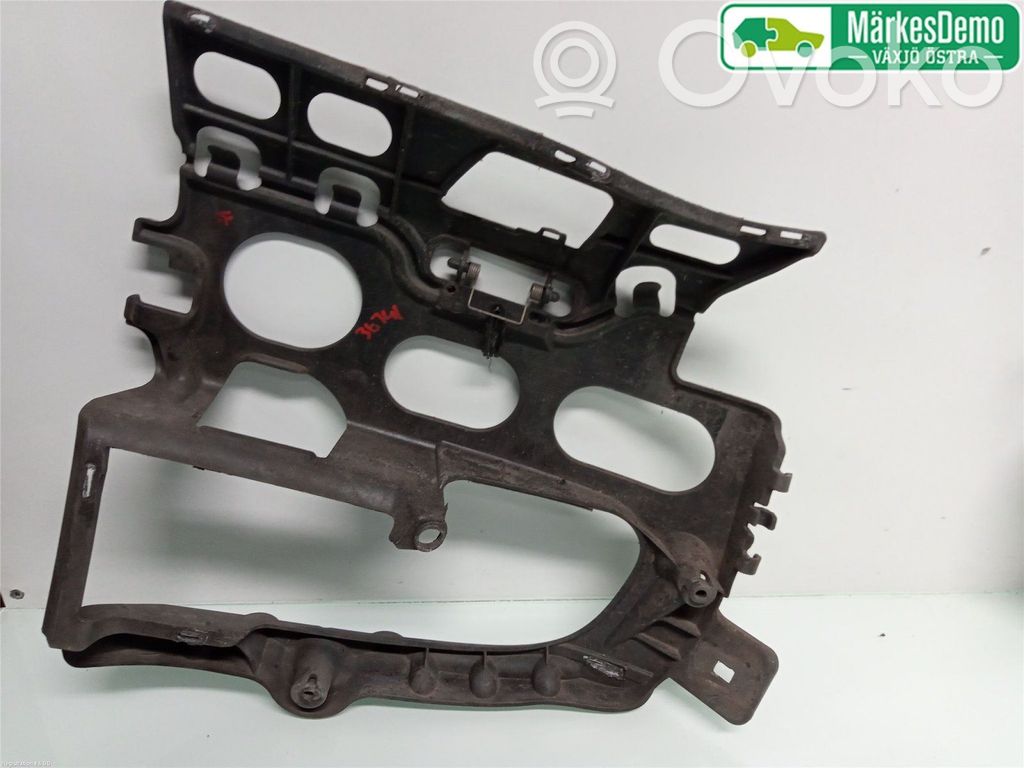 BMW 5 E60 E61 Soporte del parachoques delantero 