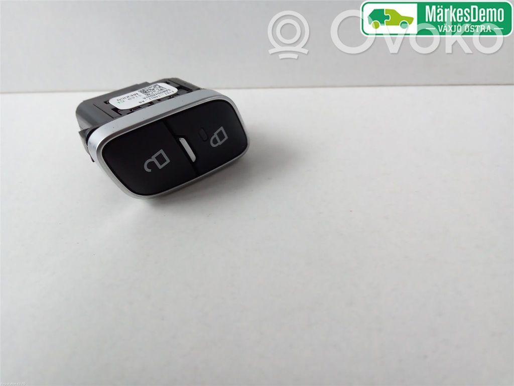 Ford Focus Central locking switch button 