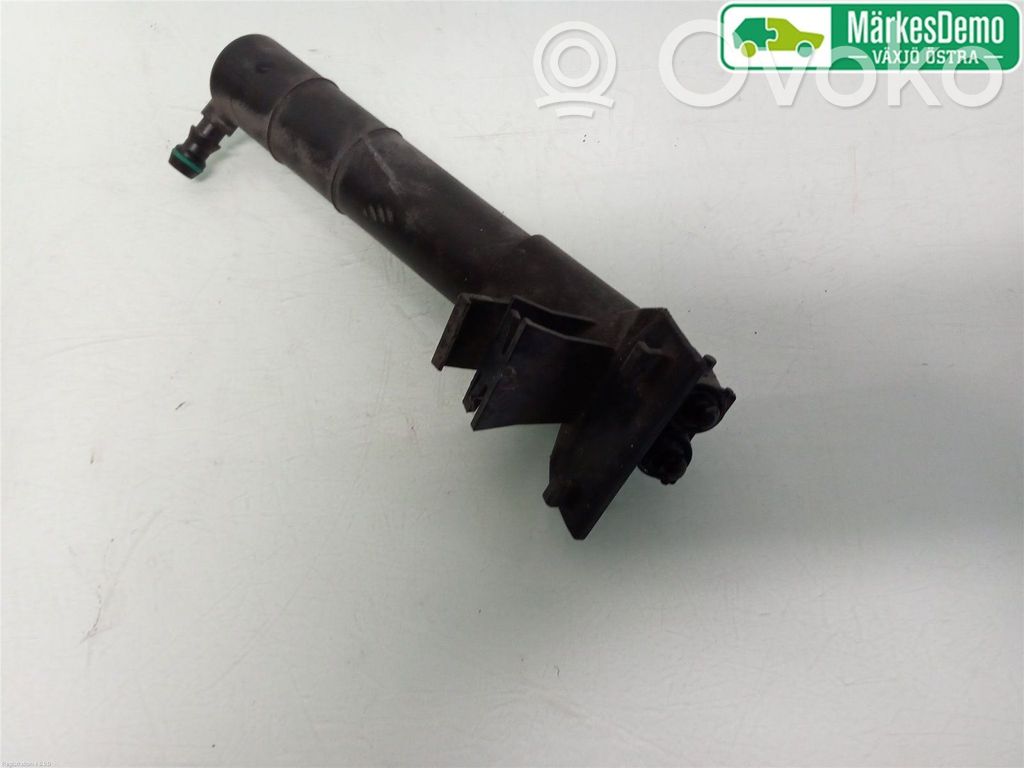 Ford Focus Buse de lave-phares 