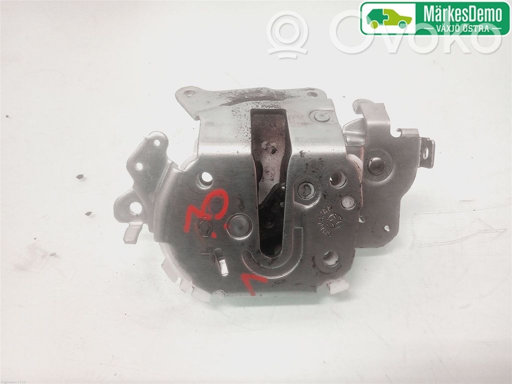 Nissan NV200 Rear door lock 