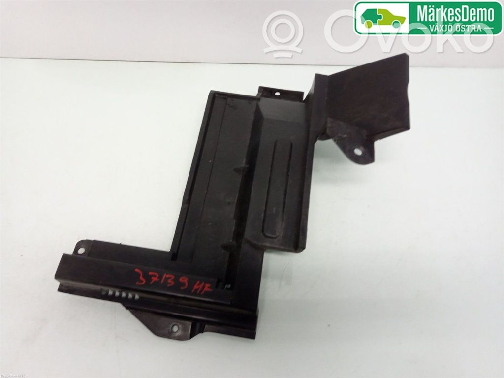 Nissan Note (E11) Intercooler air guide/duct channel 