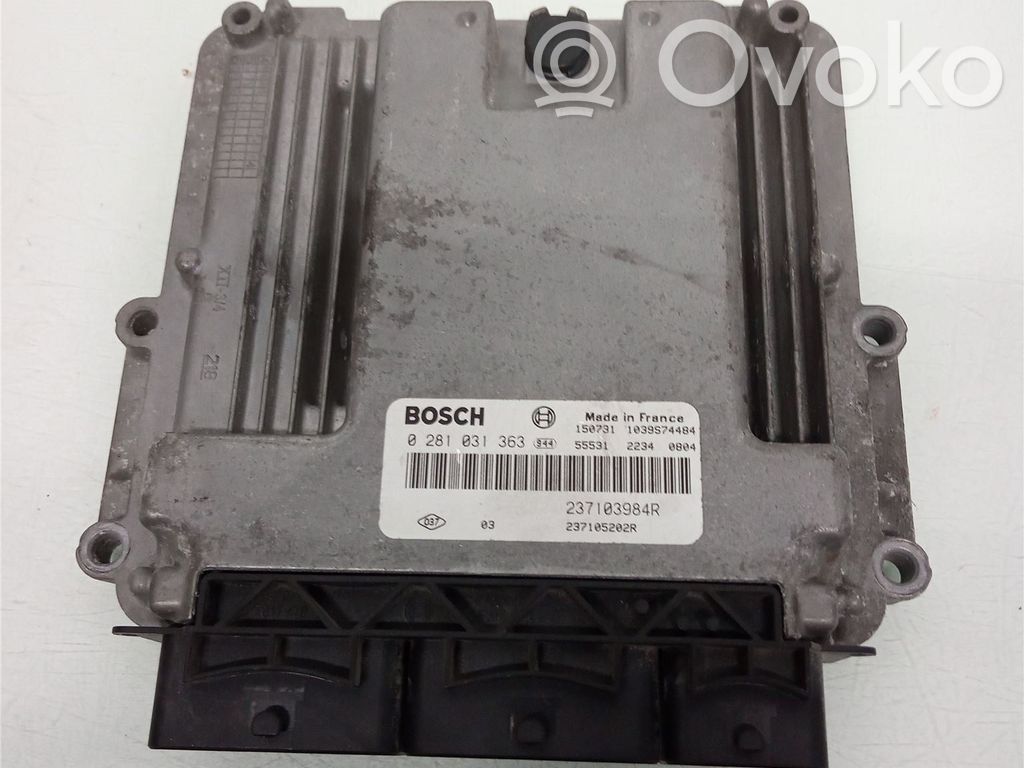 Opel Vivaro Injection control unit/module 