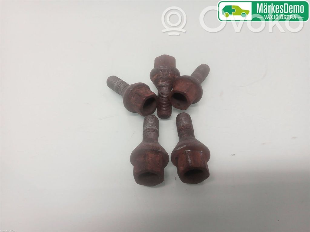 Tuercas/tornillos   540588,540578