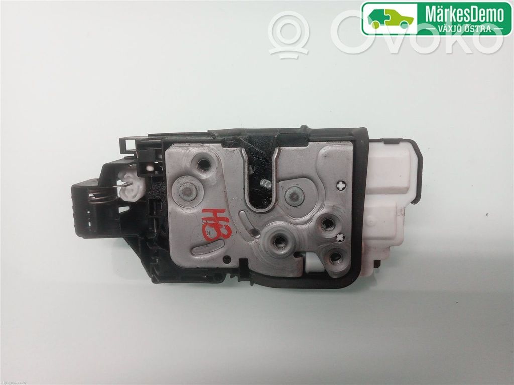 Volvo S90, V90 Zamek drzwi tylnych 