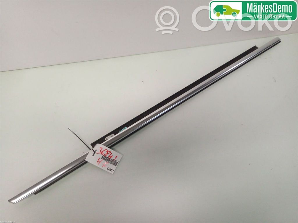 Apdaila priekinių durų (moldingas)   8K0853284J2ZZ,8K0853284J,8K0853284J