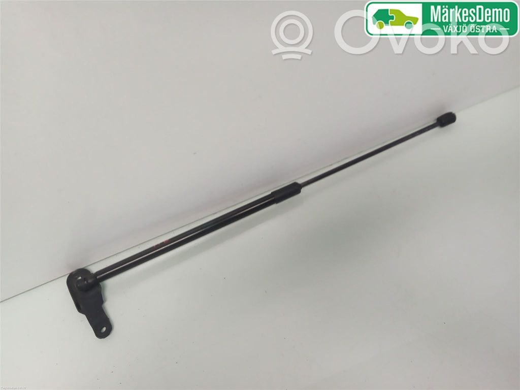Seat Leon IV Tailgate strut 
