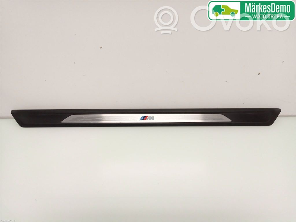 BMW 2 F22 F23 Capac prag față 