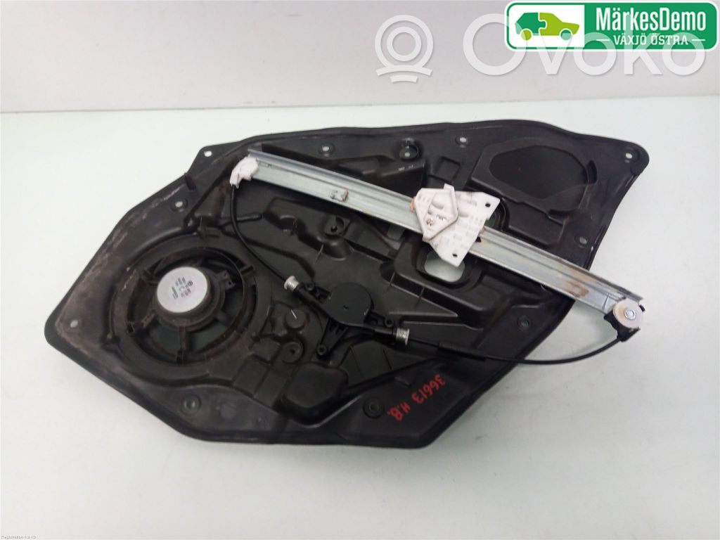 Mazda 2 Mecanismo para subir la puerta delantera sin motor 