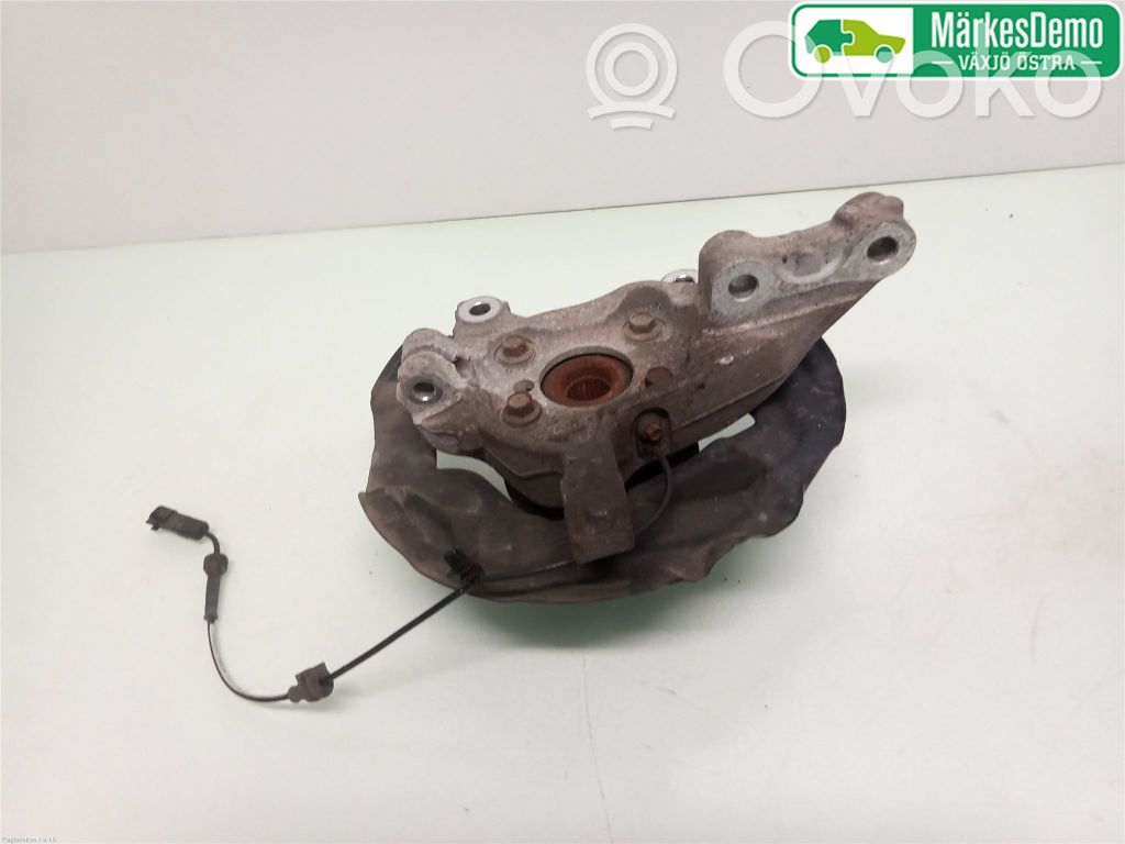 Ford Mondeo MK V Zwrotnica koła przedniego 