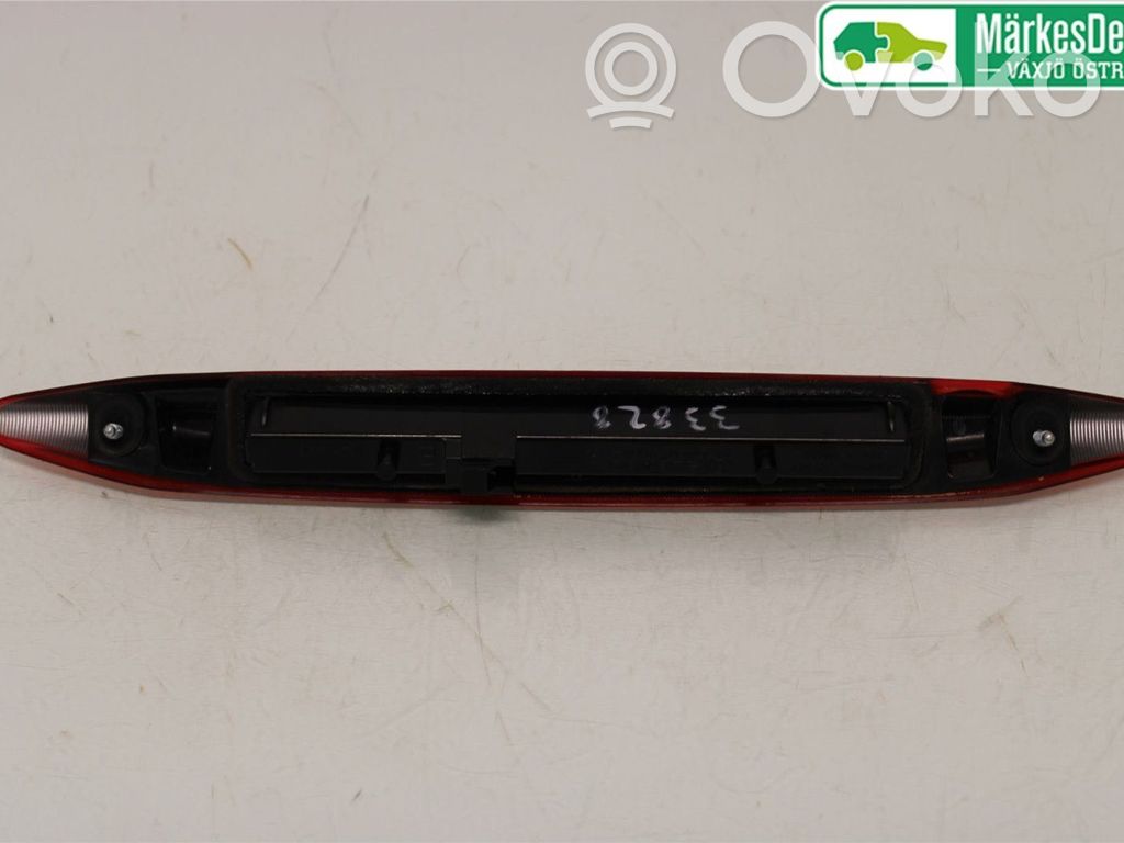 Subaru Impreza IV Third/center stoplight 