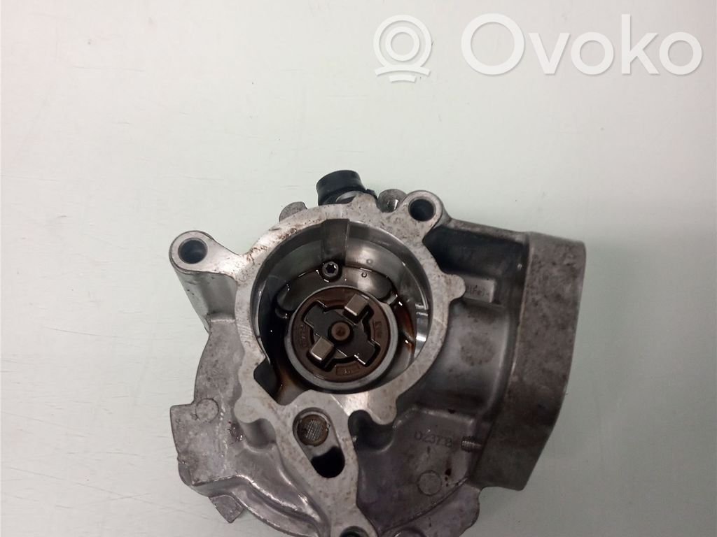 Audi A5 Bomba de vacío 