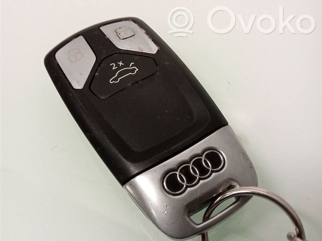 Audi A5 Užvedimo raktas (raktelis)/ kortelė 