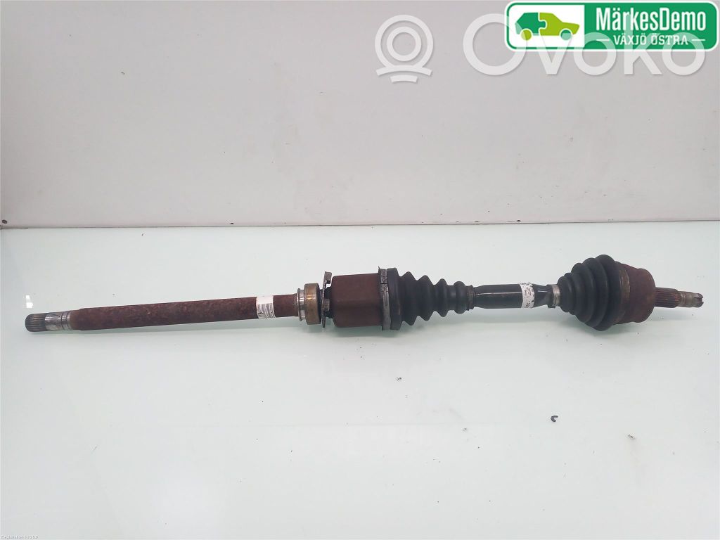 Etuvetoakseli   95529896,95511579