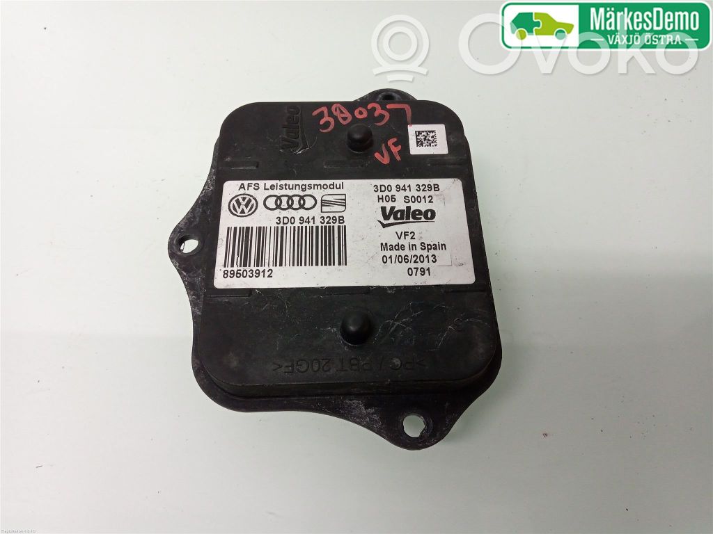 Volkswagen PASSAT B7 Light module LCM 