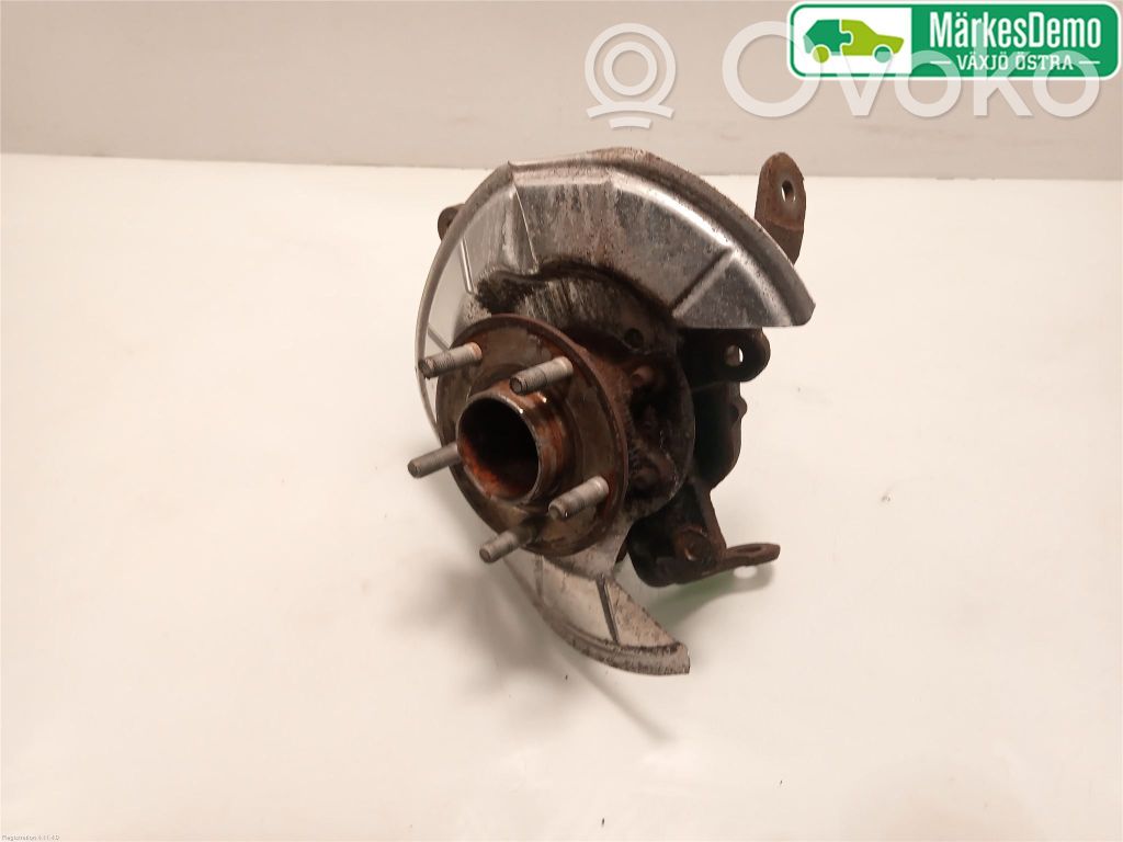 Ford Focus Aizmugurē riteņa rumbas vārpstas šarnīrs (stupica, capfa) 