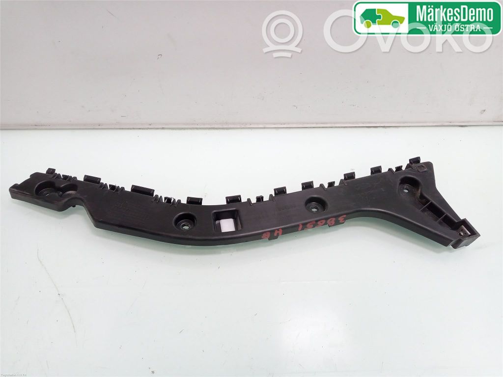 Ford Focus Rear bumper mounting bracket 