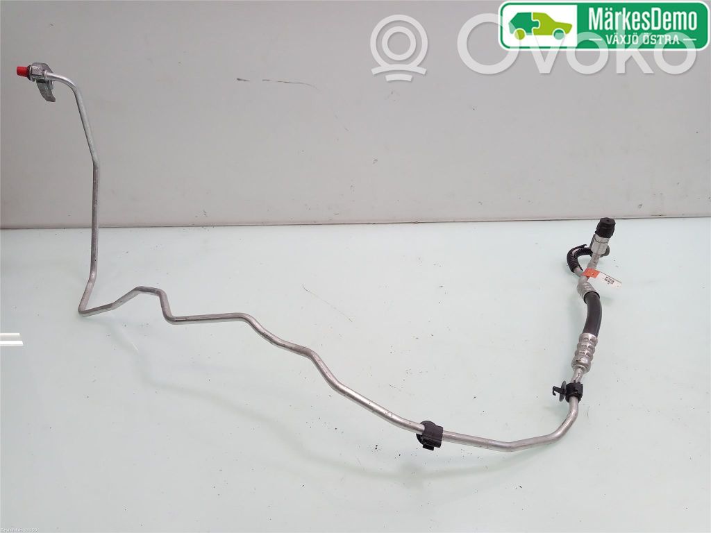 Ford Focus Ilmastointilaitteen putki (A/C) 