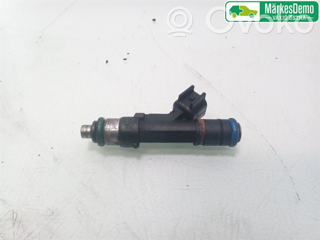 Volvo V70 Inyector de combustible 