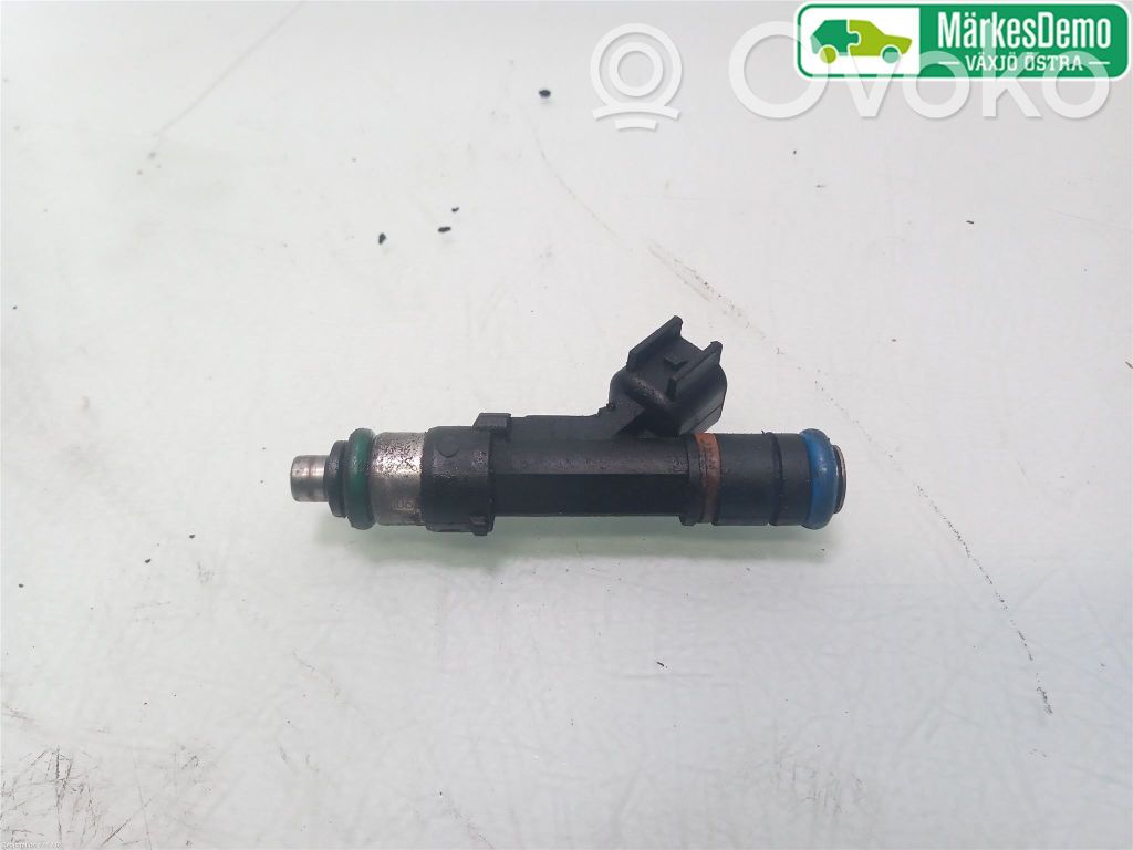 Volvo V70 Inyector de combustible 