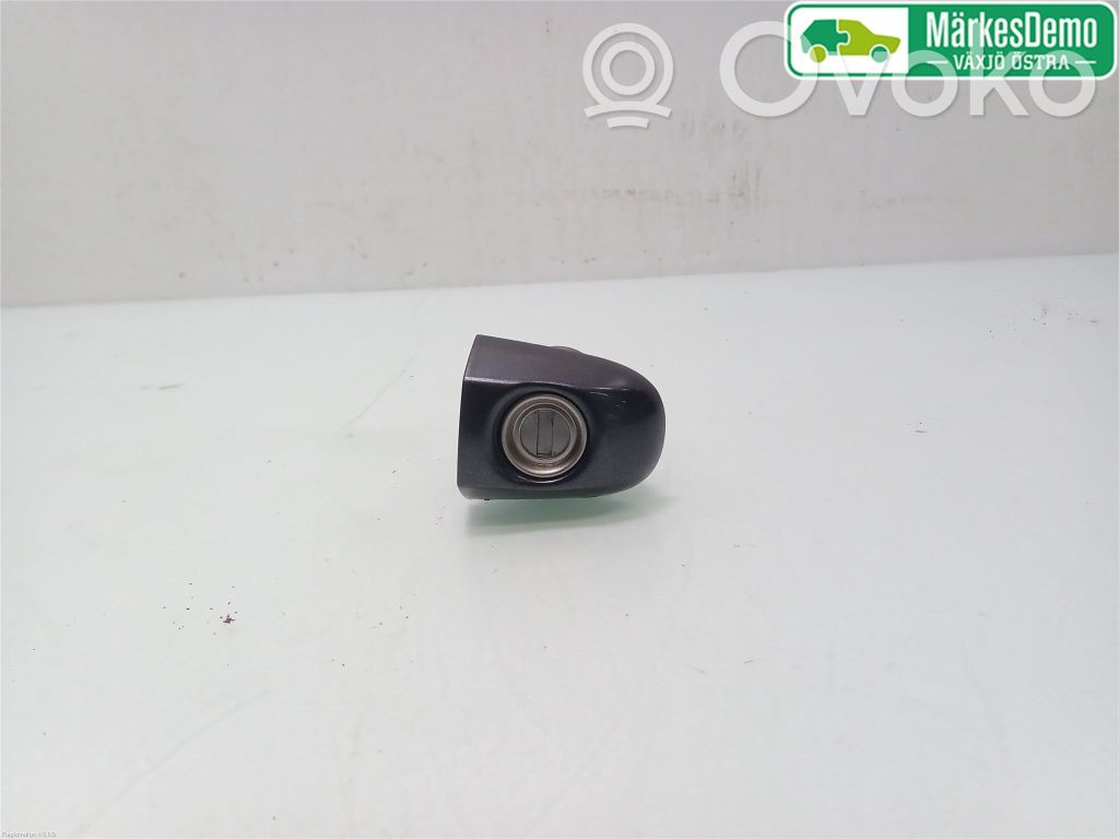 KIA Ceed Manecilla externa puerta delantera 