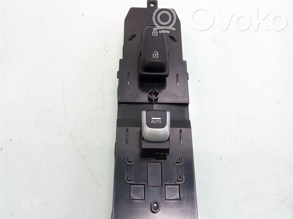 KIA Optima Electric window control switch 