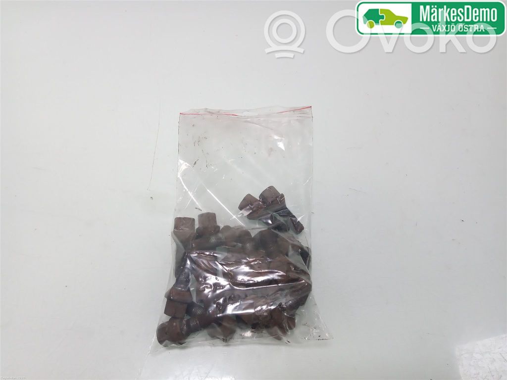 Peugeot Expert Nuts/bolts 