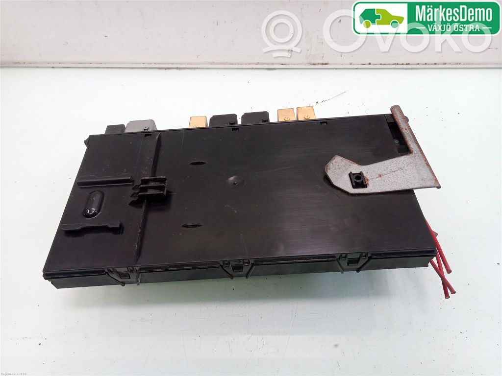 Mercedes-Benz E W211 Fuse module 