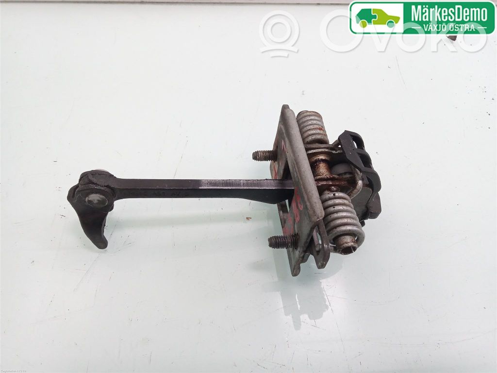 Citroen C3 Etuoven pidätin 