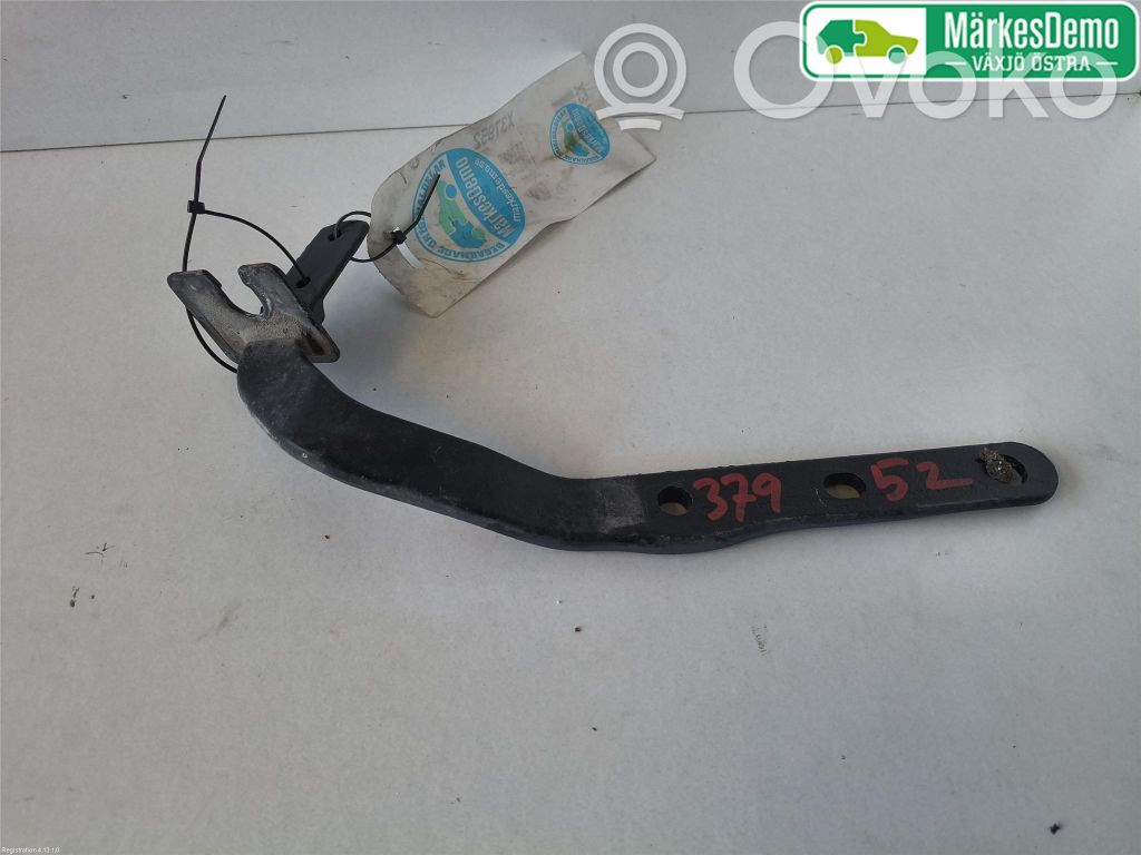Volvo V70 Tailgate/trunk/boot hinge 