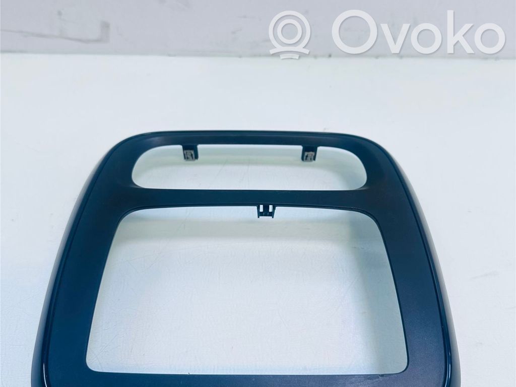 Opel Vivaro Konsola środkowa / Radio / GPS 