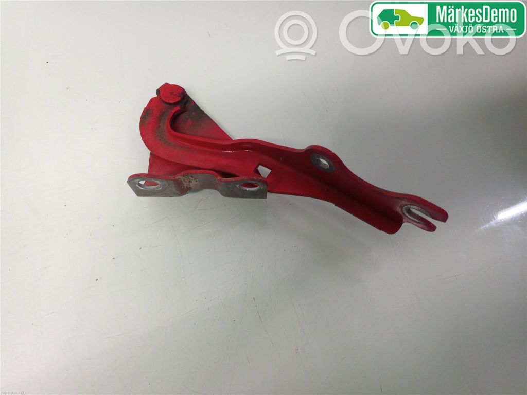 Mazda 2 Konepellin saranat 