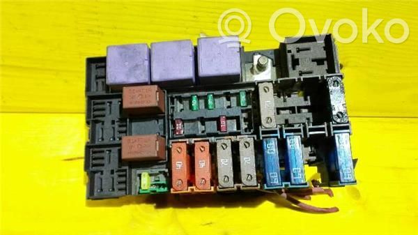 Renault Espace IV Fuse module 