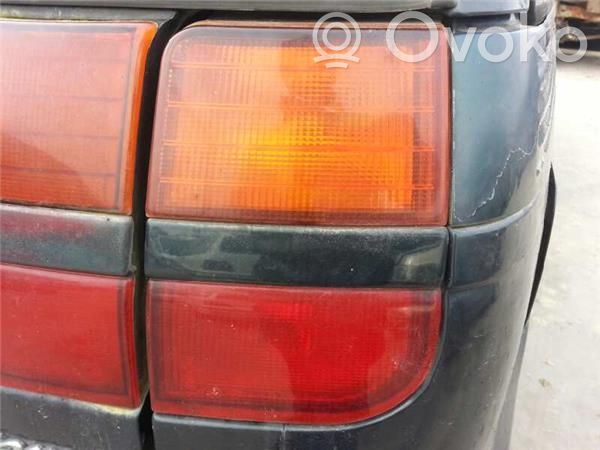 Lámpara de faros/luces traseros