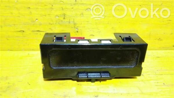 Renault Megane II GPS navigation control unit/module 