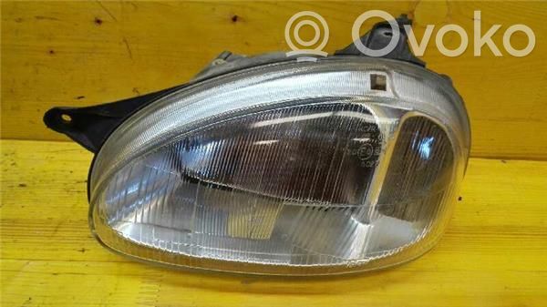Opel Corsa B Phare frontale 
